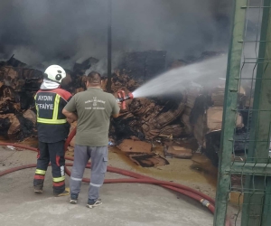 Kuyucak’taki yangının söndürme çalışmalarına Nazilli Belediyesi’nden destek