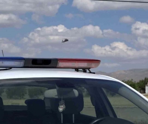 Aksaray’da jandarma ekipleri trafiği helikopterle denetliyor