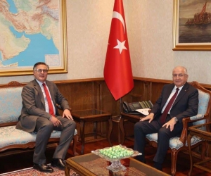 Bakan Güler, Romanya’nın Ankara Büyükelçisi Tinca’yı kabul etti
