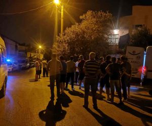 Mersin’de bir kadın yatak odasında boğazından bıçaklanarak öldürülmüş halde bulundu