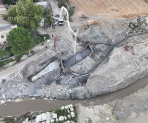 Selde yıkılan Eskihisar Köprüsü yenileniyor