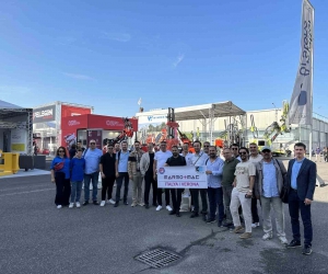 Denizlili mermercilerden italya’ya çıkarma