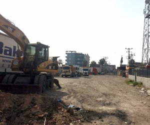 Akdeniz’de yol açma ve kaldırım yenileme çalışmaları devam ediyor
