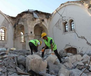 Depremde yıkılan Adıyaman Ulu Cami’de restorasyon başladı