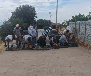 Mersinli Mahallesi’nde yollar kilit parke taşıyla buluştu