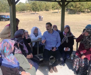 Altıntaş’ta halk günü toplantısı