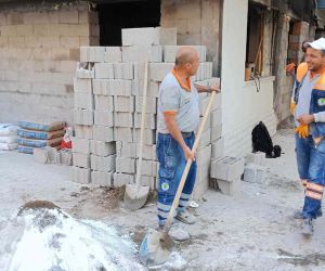 Ankara’da doğalgaz patlaması sonucu hasar gören ev ve dükkanların onarımına başlandı