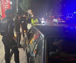 Bursa’da polis ekipleri ‘Huzur’ uygulaması yaptı