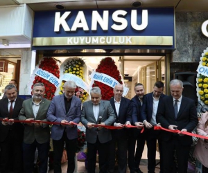 Kansu Kuyumculuk dualarla açıldı