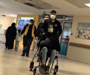 Önce gözaltına alındı, hastaneye böyle getirildi