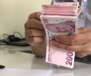 Asgari Ücrete Sürpriz Zam Gelebilir mi?