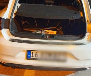 Göçmen kaçakçısı kıskıvrak yakalandı!