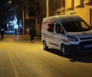 Önce tehdit etti, sonra iş yerini yaktı! Mahalleliler yakaladı 