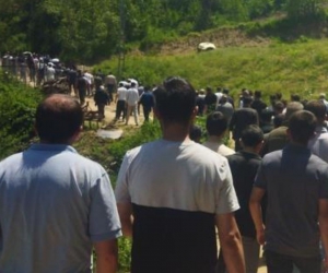 Traktörün altında kalan 7 yaşındaki Nur, gözyaşları arasında toprağa verildi