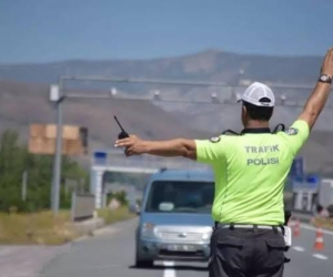 İnegöl’de bisikletle kaza yapan alkollü vatandaşın ehliyetine el konuldu