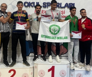 İnegöllü Öğrenci Türkiye Bilek Güreşi Şampiyonu Oldu