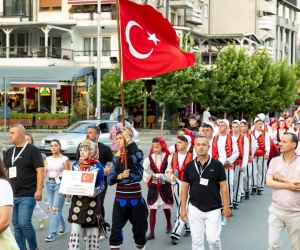 İnegöl Rumeli Kültür Derneği’ne Makedonya’da “En Özel Ekip” Ödülü