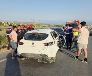 İnegöl -Yenişehir yolunda can pazarı! Çok sayıda yaralı var