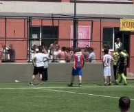 İnegöl'de köyler arası turnuvada yumruklar havada uçuştu!