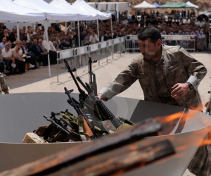 PKK silahları yakmaya başladı! İşte görüntüler
