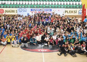Yıldırım’da Okul Sporları İlçe Şenlikleri sona erdi