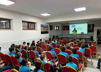 Bursa Büyükşehir’den çocuklara haşereyle mücadele eğitimi