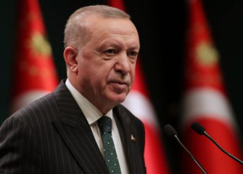 Erdoğan bu devlete şantajdır dedi maaşları arttırın talimatını verdi