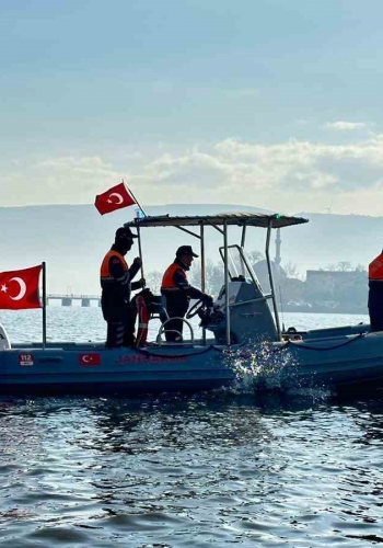 Bursa’da Uluabat Gölü’nde büyük operasyon...30 kişi suçüstü yakalandı