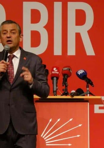 Özgür Özel o ilçeye il olma sözü verdi