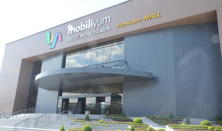 Mobiliyum AVM büyüdü / İnegöl haberleri