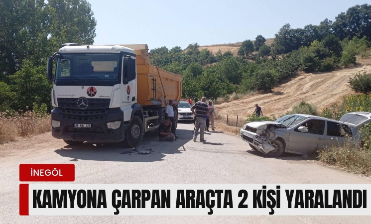 İnegöl'de kamyona çarptı; 2 yaralı