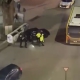 Kaza yapan alkollü sürücü kendini araca kilitledi