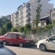 Park halindeki otomobil alev alev yandı