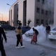 Hastane otoparkında park halindeki araç alevlere teslim oldu