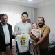 Enes Çelik’ten minik taraftara anlamlı ziyaret