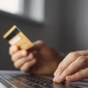 İnegöl'de bir mobilyacı onlarca vatandaşı dolandırdı!