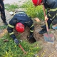 Kuyudan çıkanı görünce şaşkınlığını gizleyemediler