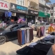 Zabıta kapatmadı, trafik kilitlendi