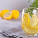 Güne Enerjik Başlamak İçin Limonlu Su Rutini