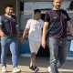 Sevgilisi ile çay içerken yakalandı